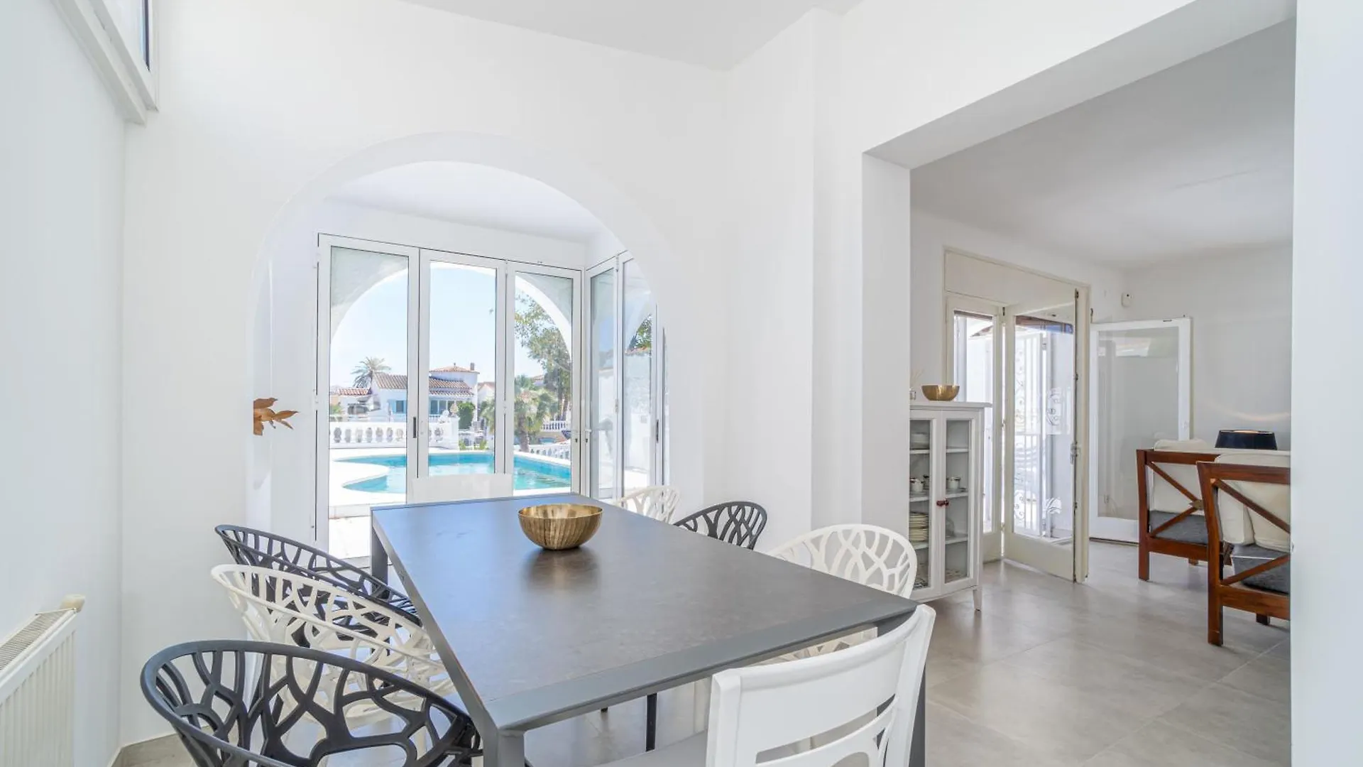 Apart-Rent Casa Llobregat 0100 Empuriabrava