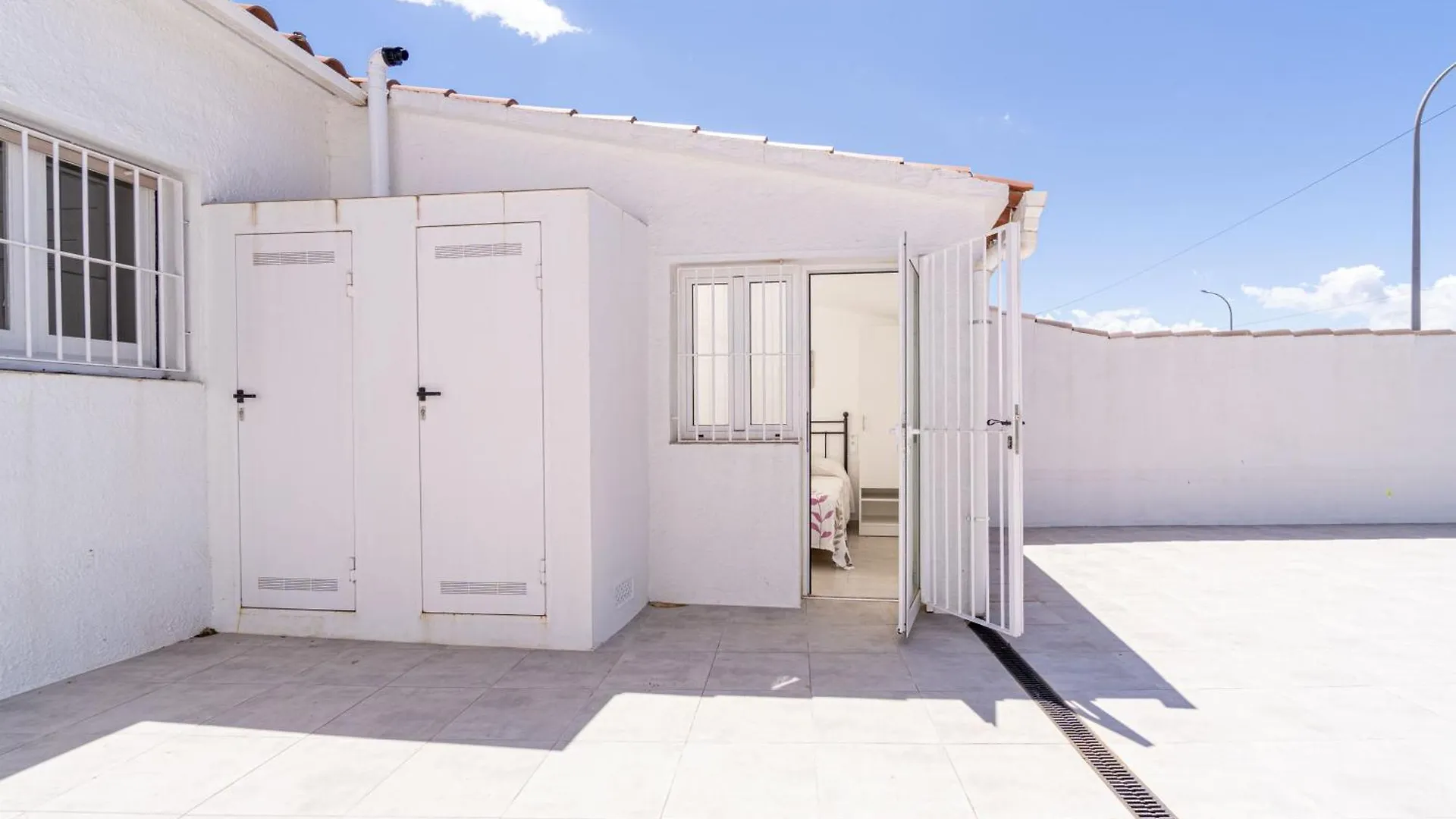 Apart-Rent Casa Llobregat 0100 Empuriabrava Villa