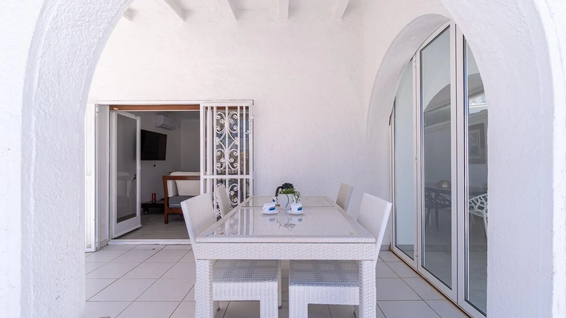 Apart-Rent Casa Llobregat 0100 Empuriabrava Spanien